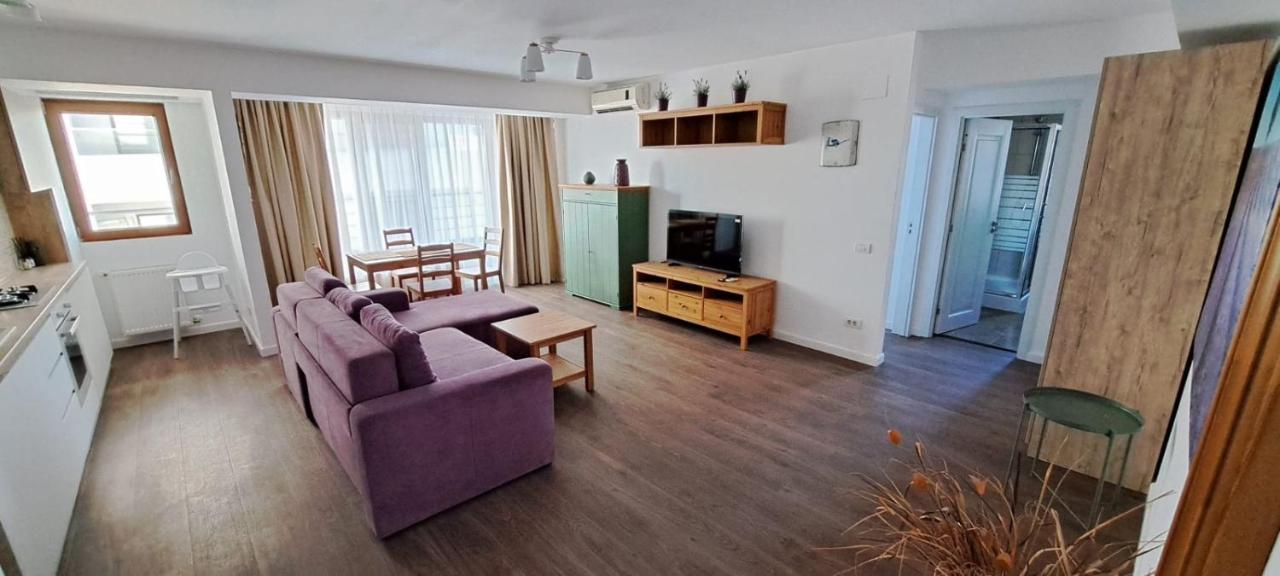 C&Y Zev Apartments 마마이아 외부 사진
