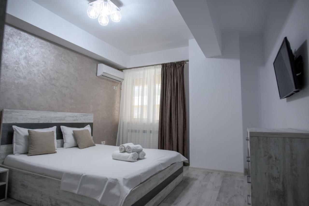 C&Y Zev Apartments 마마이아 외부 사진