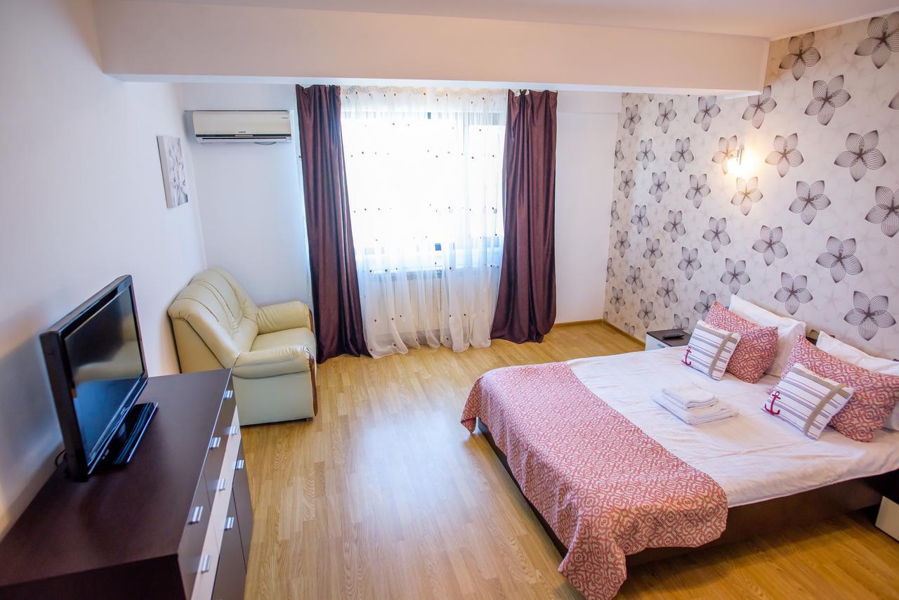 C&Y Zev Apartments 마마이아 외부 사진