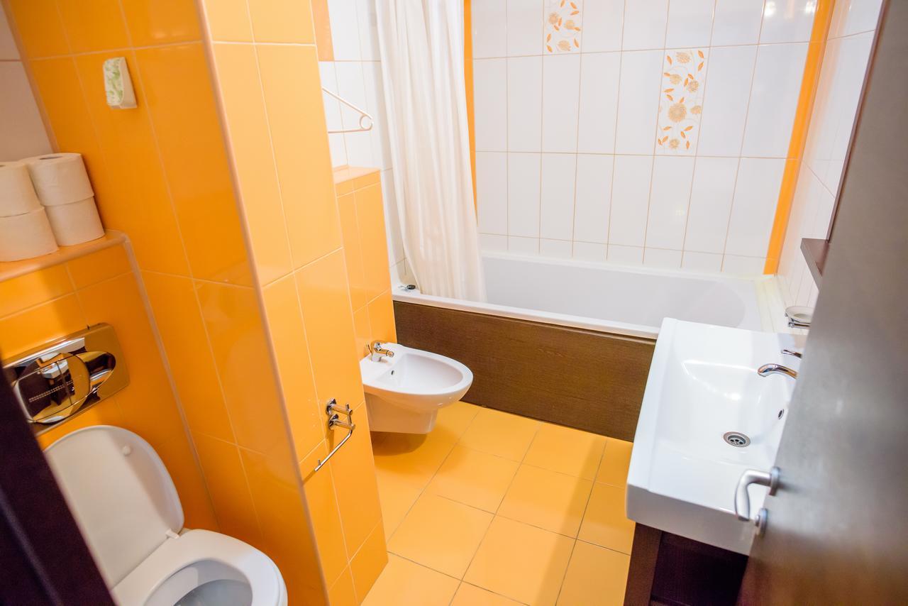 C&Y Zev Apartments 마마이아 외부 사진