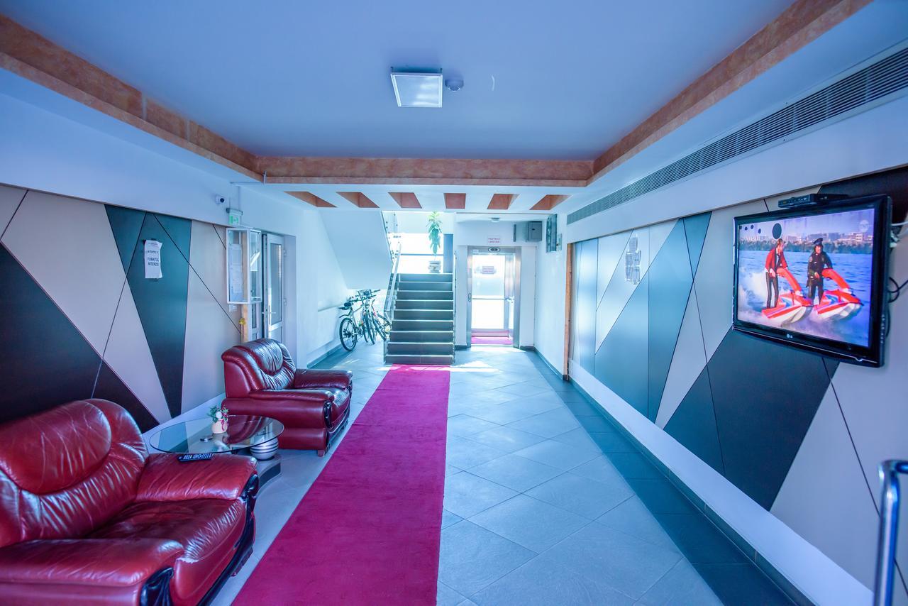 C&Y Zev Apartments 마마이아 외부 사진
